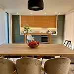 Holiday home Amazing House On The