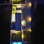 Holiday home Amazing House On The