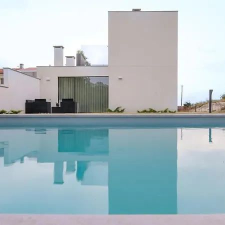 Ferienhaus Amazing House On The Marinhas (Braga)