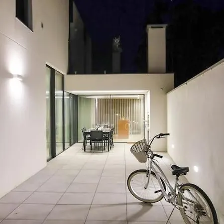 Amazing House On The בית נופש *
