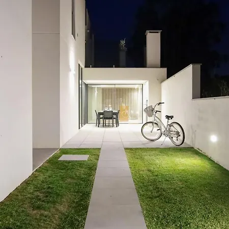 Amazing House On The Ferienhaus *