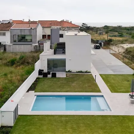 בית נופש Amazing House On The Marinhas (Braga)