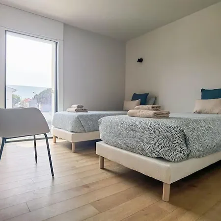 Amazing House On The Marinhas (Braga)