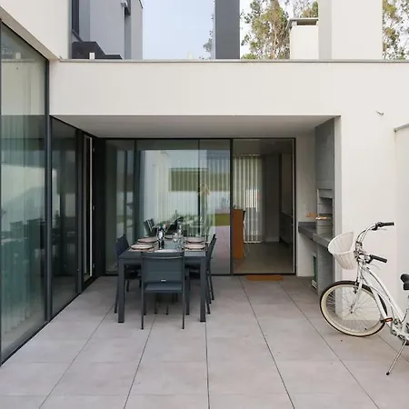 Casa de Férias Amazing House On The *