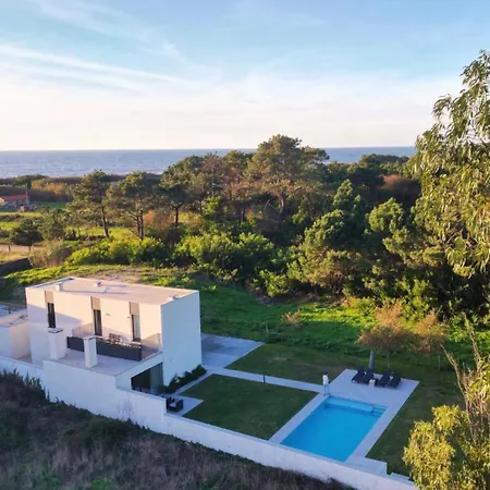Amazing House On The * Marinhas (Braga)