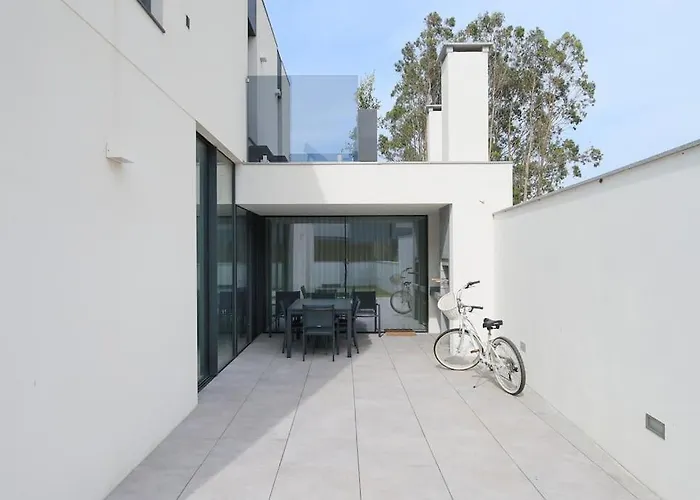 Amazing House On The *