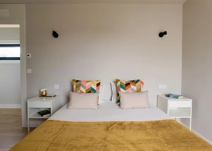 Amazing House On The Marinhas (Braga)