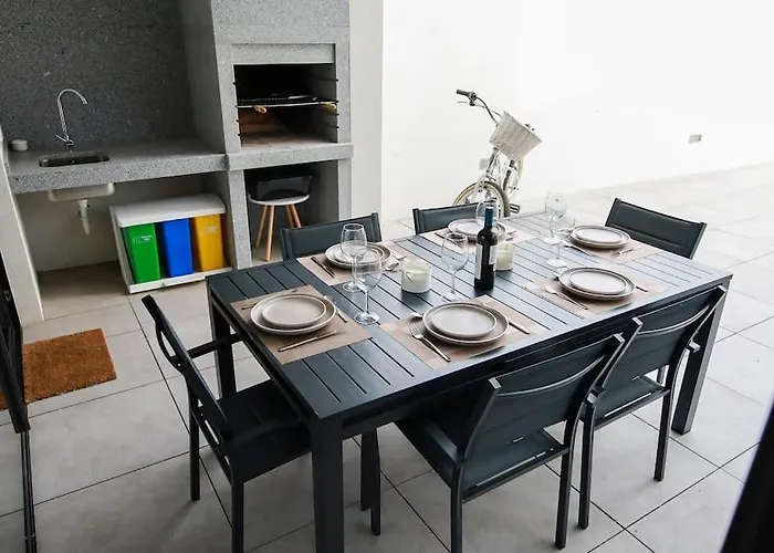 Amazing House On The Marinhas (Braga)